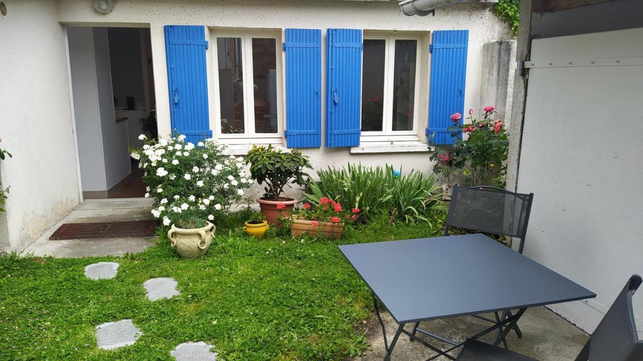 Le 5 Apartment Guitres